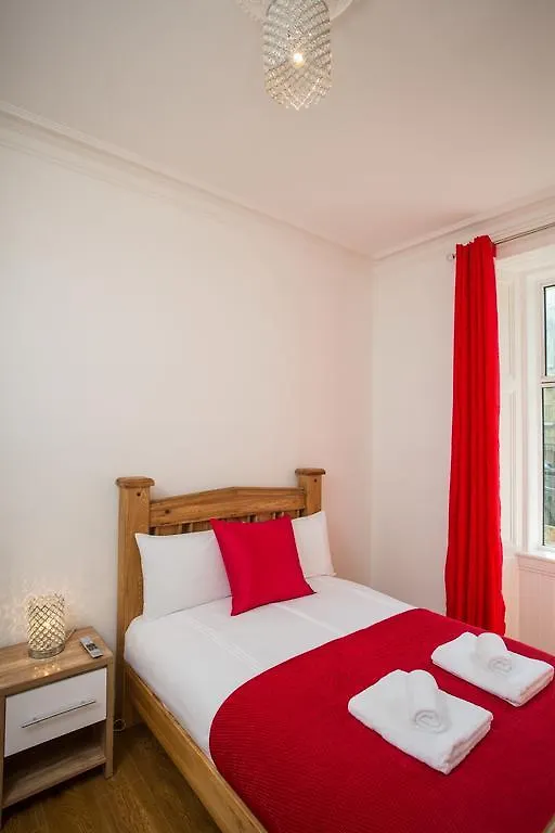 אדינבורו Holistic Condos Aparment- Brunswick St 0*,  בריטניה