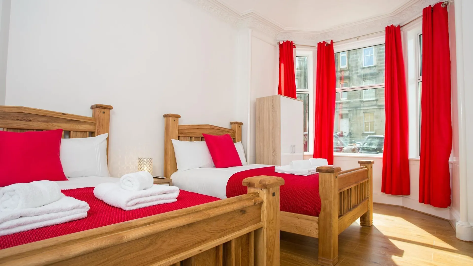 אדינבורו Holistic Condos Aparment- Brunswick St 0*,  בריטניה
