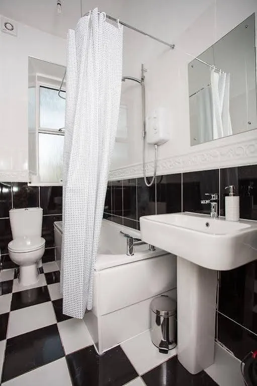 דירה אדינבורו Holistic Condos Aparment- Brunswick St